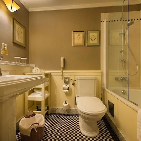 Marrol's Boutique מלון 5*
