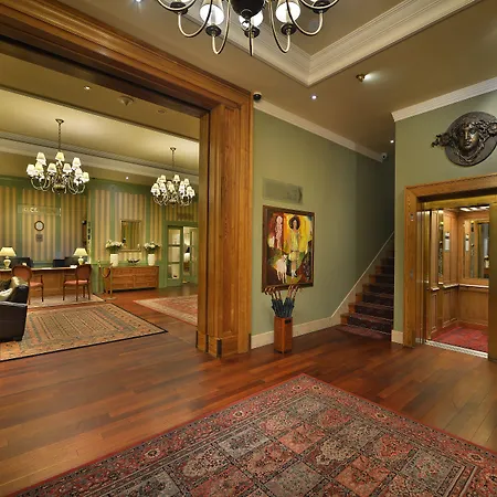 Marrol's Boutique 5*