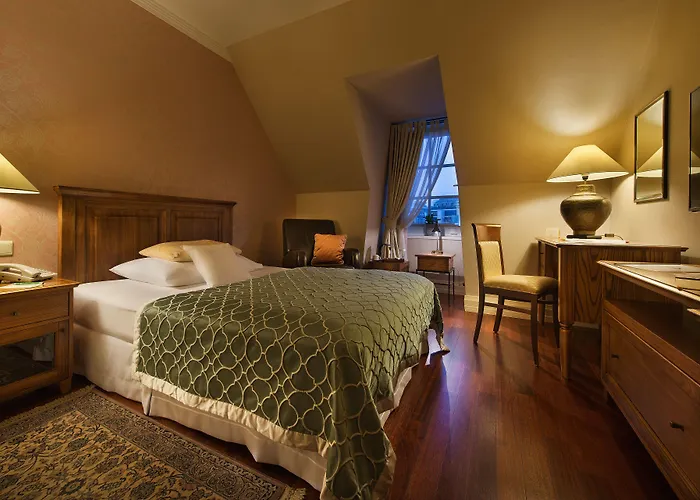 Отель Marrol's Boutique