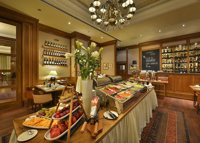 Marrol's Boutique 5*