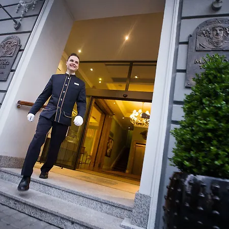 Hotel Marrol's Boutique