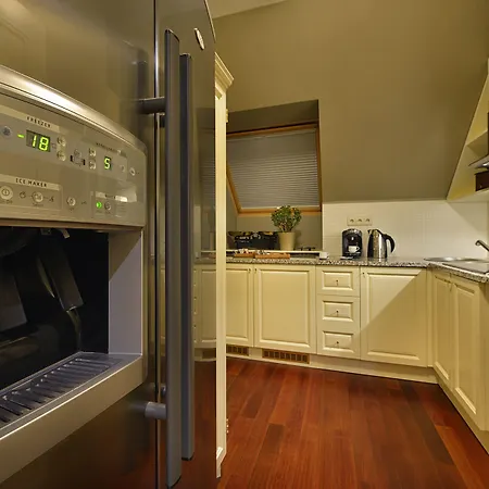 Marrol's Boutique 5* Братислава