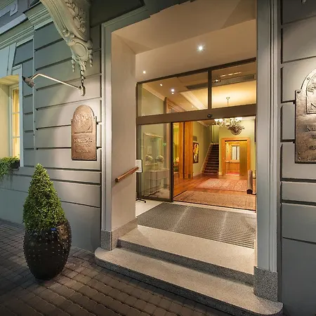 Marrol's Boutique Отель